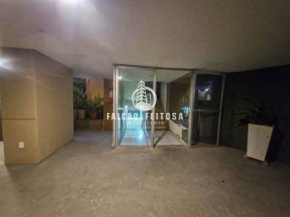 Apartamento à venda na Barra