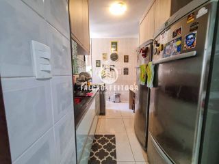 Apartamento à venda no Caminho das Árvores