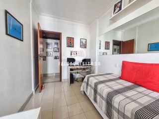 Apartamento à venda no Caminho das Árvores