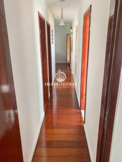 Apartamento à venda no Costa Azul
