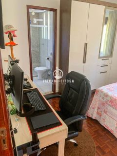Apartamento à venda no Costa Azul