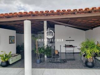Casa à venda em Matatu