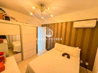 Apartamento à venda no Imbuí