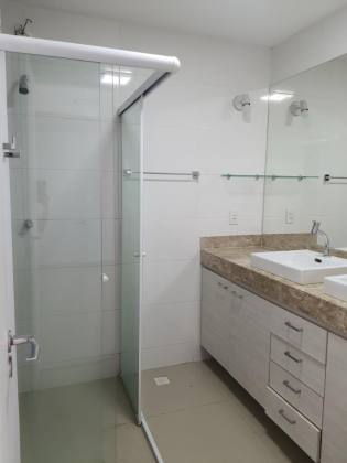 Apto no Condomínio Acrópolis, Ininga