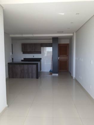 Apto no Condomínio Acrópolis, Ininga