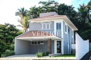 CASA NO CONDOMÍNIO VALE DO ARVOREDO