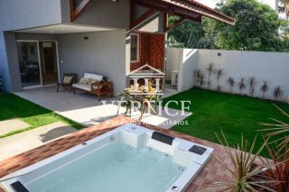 CASA NO CONDOMÍNIO VALE DO ARVOREDO