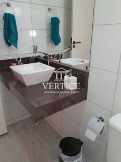 CASA À VENDA NO BAIRRO SACI