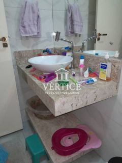 CASA À VENDA NO BAIRRO SACI