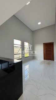 CASA À VENDA NO CONDOMÍNIO ALDEBARAN LESTE