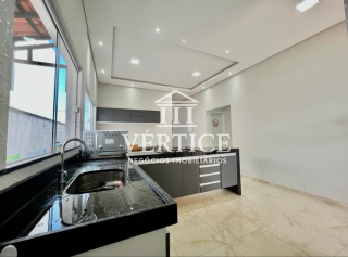 CASA À VENDA NO CONDOMÍNIO ALDEBARAN LESTE