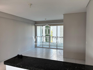 APARTAMENTO À VENDA NO CONDOMÍNIO TROPICS