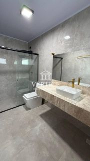 CASA À VENDA NO BAIRRO URUGUAI