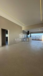 CASA À VENDA NO COND. PETROPÓLIS RESIDENCE