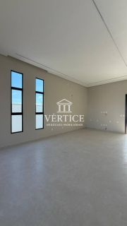 CASA À VENDA NO COND. PETROPÓLIS RESIDENCE