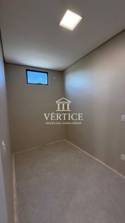 CASA À VENDA NO COND. PETROPÓLIS RESIDENCE