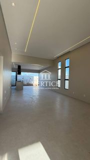 CASA À VENDA NO COND. PETROPÓLIS RESIDENCE