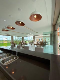 CASA À VENDA NO COND. PETROPÓLIS RESIDENCE