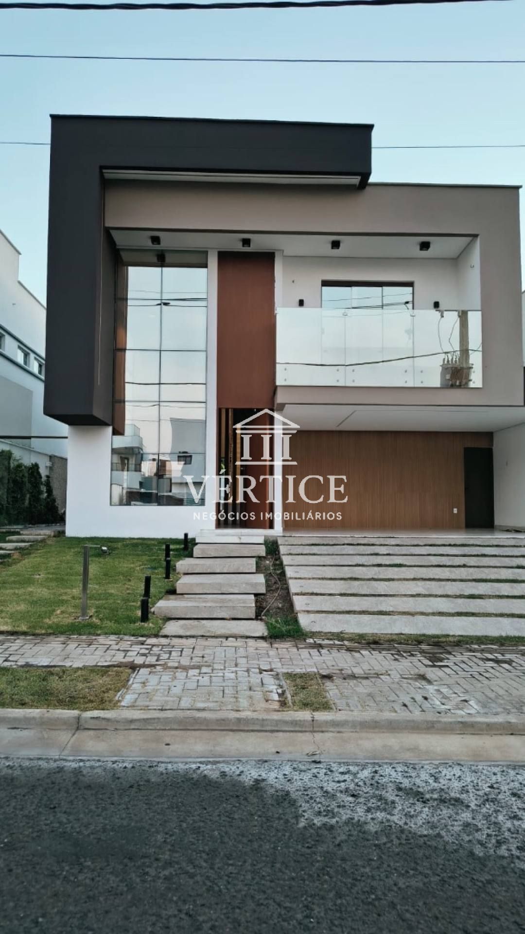 CASA À VENDA NO COND. TERRAS ALPHAVILLE