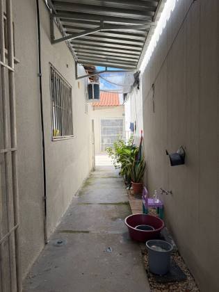 Casa Térrea no Bairro Planalto do Uruguai - Zona Leste.