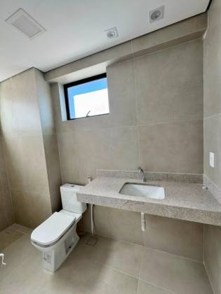 Apartamento de Alto Padrão no Edifício Matrincham - Zona Leste