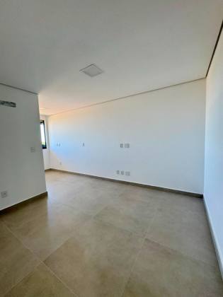 Apartamento de Alto Padrão no Edifício Matrincham - Zona Leste