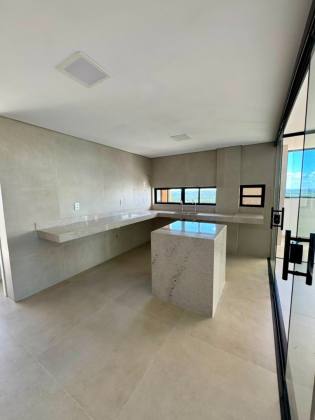 Apartamento de Alto Padrão no Edifício Matrincham - Zona Leste