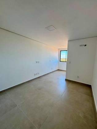 Apartamento de Alto Padrão no Edifício Matrincham - Zona Leste