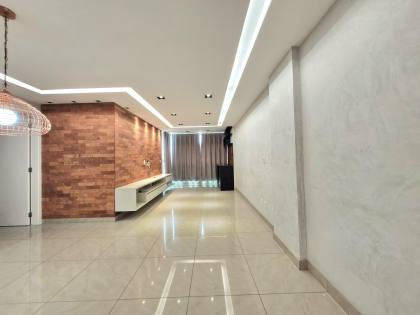 Apartamento do Cond. Paço de Santa Teresa - Zona Leste