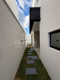 CASA NOVA à venda no Condomínio TERRAS ALPHAVILLE
