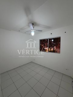 Apartamento à Vender com 3 quartos no São Cristorvão - Zona Leste