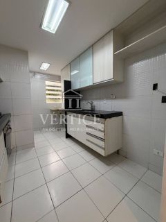 Apartamento à Vender com 3 quartos no São Cristorvão - Zona Leste