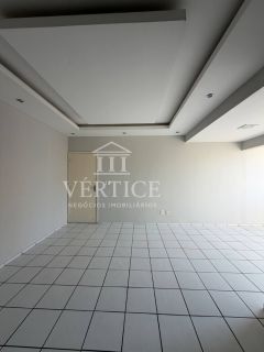 APARTAMENTO à VENDA com 3 quartos - Zona Leste