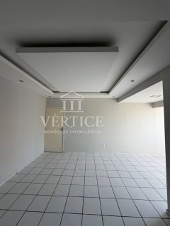 APARTAMENTO à VENDA com 3 quartos - Zona Leste
