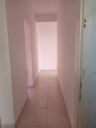 Sala Comercial Para Vender no bairro 													<<< Selecione uma Cidade em 													<<< Selecione um Estado