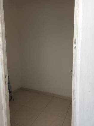Sala Comercial Para Vender no bairro 													<<< Selecione uma Cidade em 													<<< Selecione um Estado