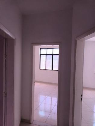 Sala Comercial Para Vender no bairro 													<<< Selecione uma Cidade em 													<<< Selecione um Estado