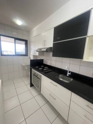 Apartamento Para Vender com 2 quartos 1 suítes no bairro Imbuí em Salvador