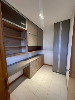 Apartamento Para Vender com 2 quartos 1 suítes no bairro Patamares em Salvador