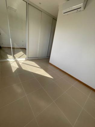 Apartamento Para Vender com 2 quartos 1 suítes no bairro Patamares em Salvador