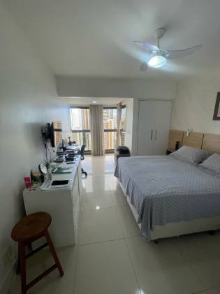 Apartamento Para Vender com 4 quartos 3 suítes no bairro Jardim Apipema em Salvador
