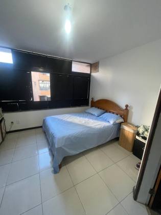 Apartamento Para Vender com 4 quartos 3 suítes no bairro Jaguaribe em Salvador
