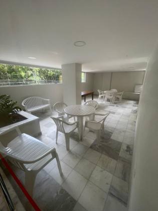 Apartamento Para Vender com 3 quartos 1 suíte no bairro Imbuí em Salvador