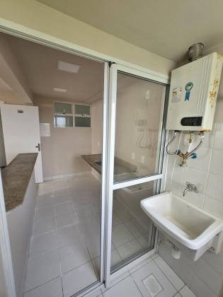 Apartamento Para Vender com 3 quartos 1 suíte no bairro Piatã em Salvador
