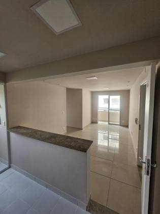 Apartamento Para Vender com 3 quartos 1 suíte no bairro Piatã em Salvador