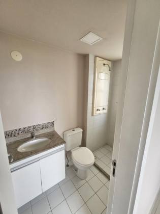 Apartamento Para Vender com 3 quartos 1 suíte no bairro Piatã em Salvador