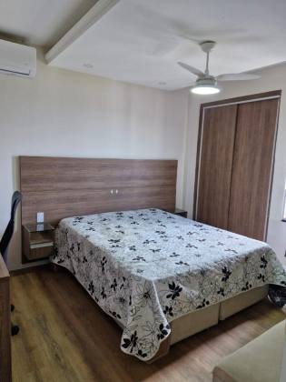 Cobertura Para Vender com 4 quartos 1 suíte no bairro Armação em Salvador