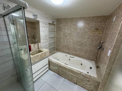 Cobertura Para Vender com 4 quartos 1 suíte no bairro Armação em Salvador