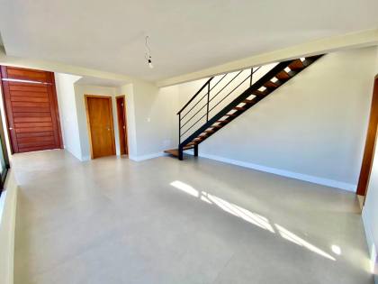 Casa de Condomínio Para Vender com 5 quartos 5 suítes no bairro Praia do Forte em Mata De São João