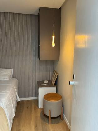 Apartamento Para Vender com 2 quartos Porteira Fechada  Ondina em Salvador